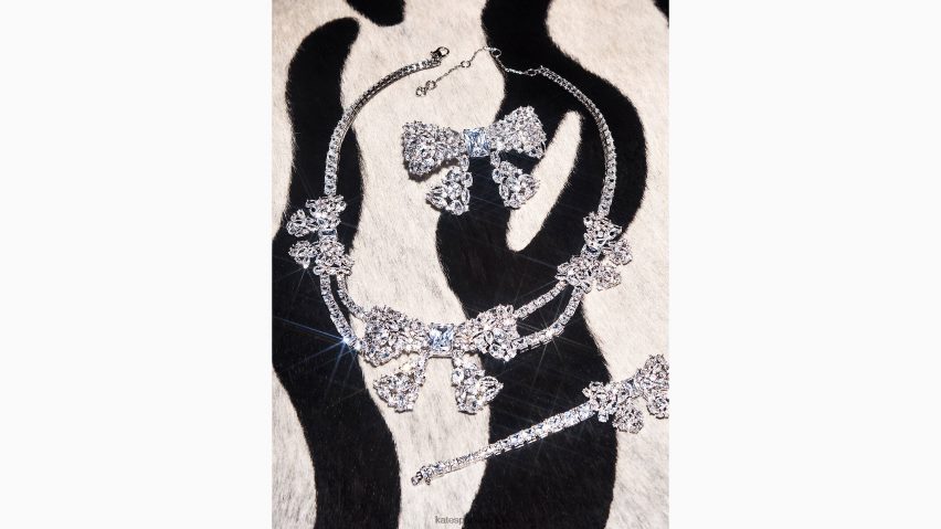 de Kate Spade Frauen Nehmen Sie eine Statement-Halskette mit Schleife klar/silber NB82J21220 Zubehör