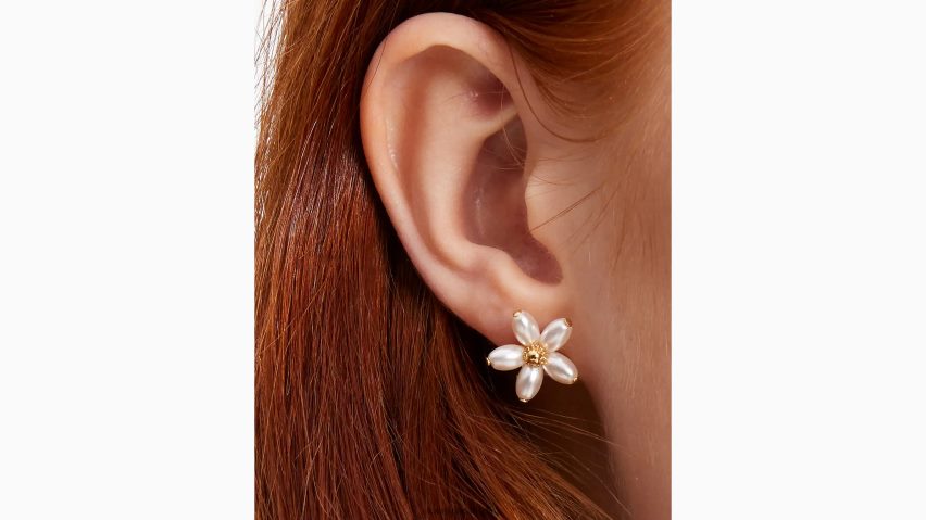 de Kate Spade Frauen Ohrstecker aus frisch gepressten Perlen creme/gold NB82J21006 Zubehör