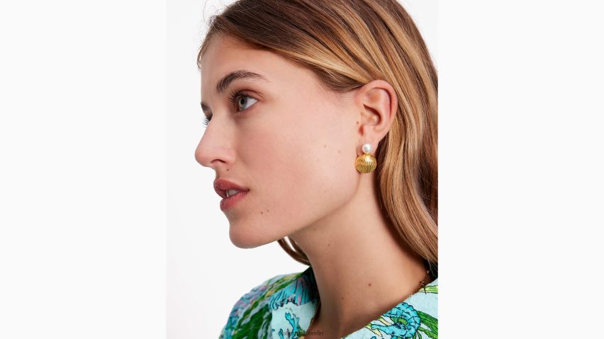 de Kate Spade Frauen Riff-Schatzmuschel-Nieten neutrales Multi NB82J2987 Zubehör