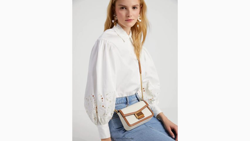 de Kate Spade Frauen Umhängetasche „Katy“ aus texturiertem Leder mit Klappenkette und Farbblockdesign Halo weiß multi NB82J2440 Zubehör