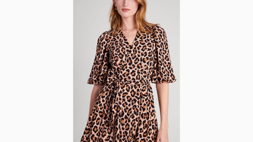 de Kate Spade Frauen wunderschönes Wickelkleid mit Leopardenmuster geröstete Cashewnüsse NB82J2937 Bekleidung